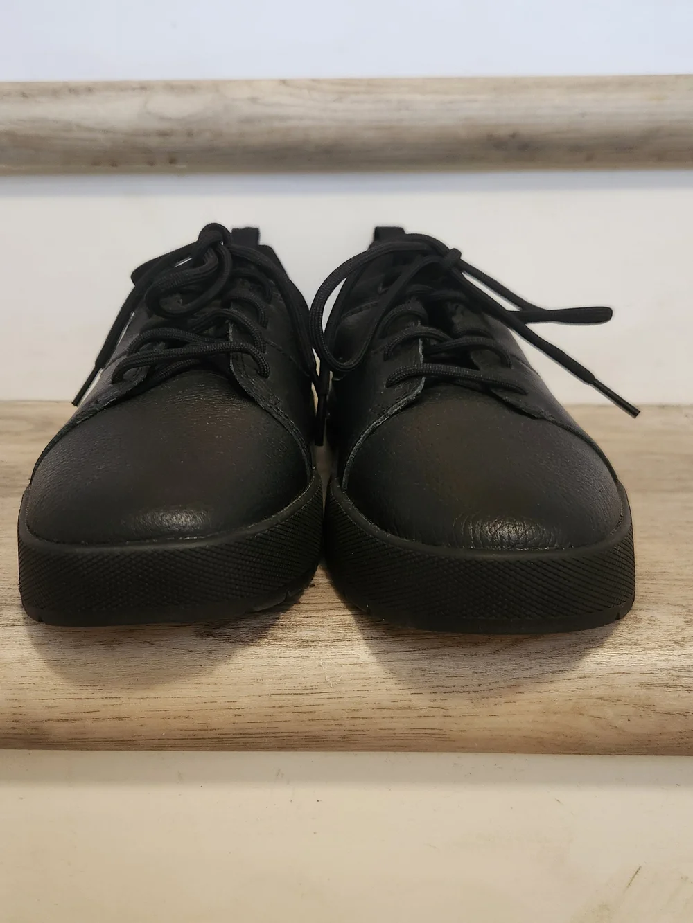 Timberland Maple Grow  Low-Top Lace-Up Black Sneakers